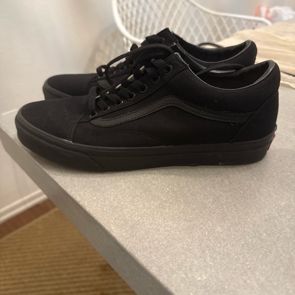 Vans Black Canvas Men's Sneakers - Picture 5 of 8